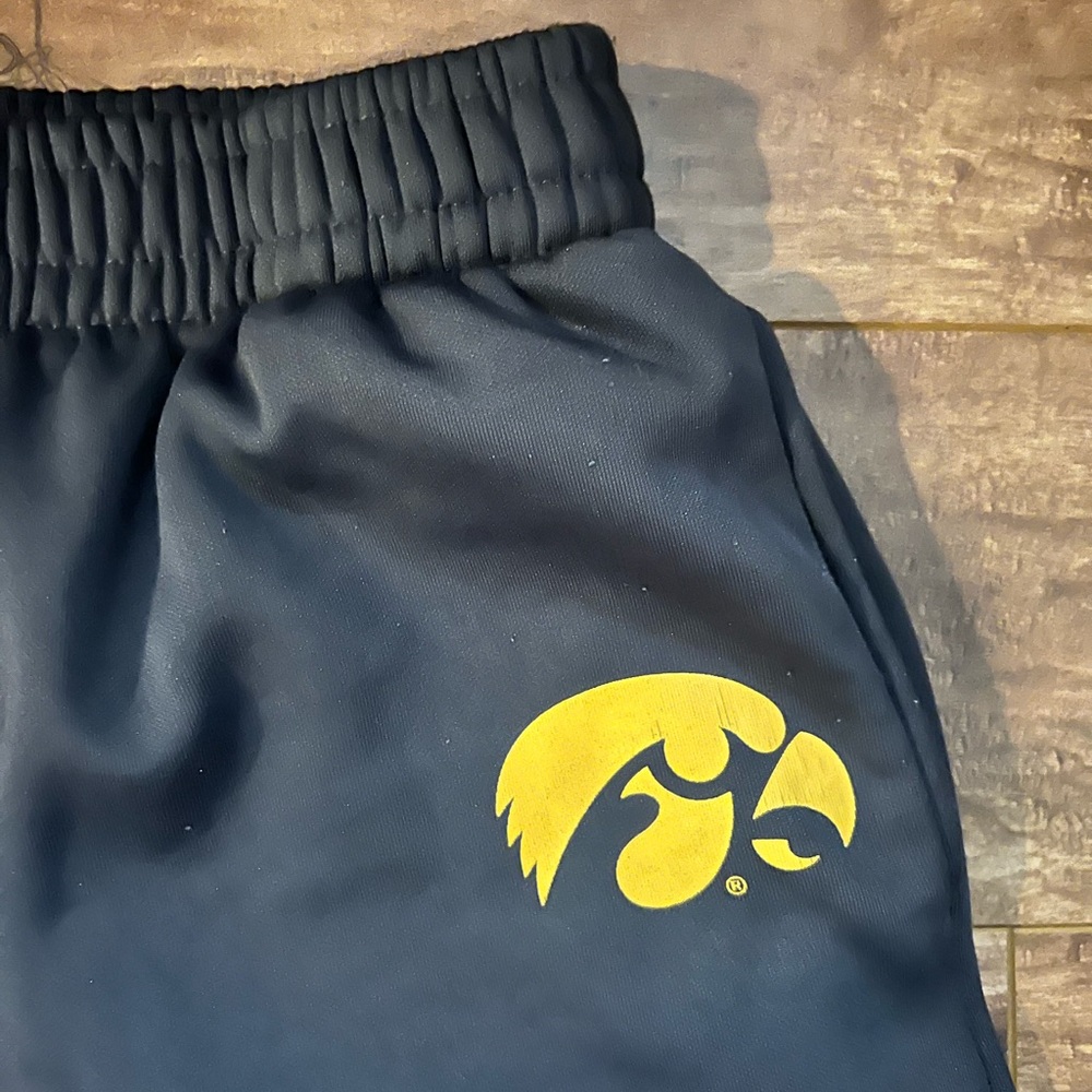 Youth Iowa Sweatpants - Picture 2 of 4